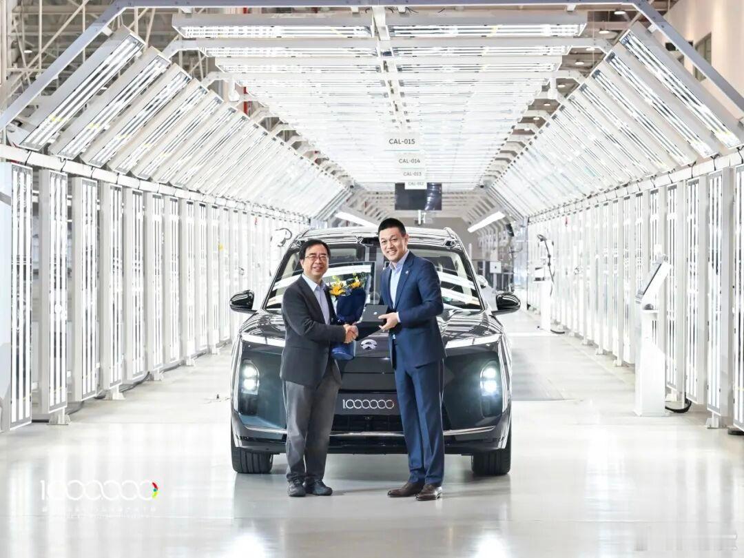 恭喜！蔚来第100万台量产车下线这是一个里程碑时刻！蔚来大v聊车