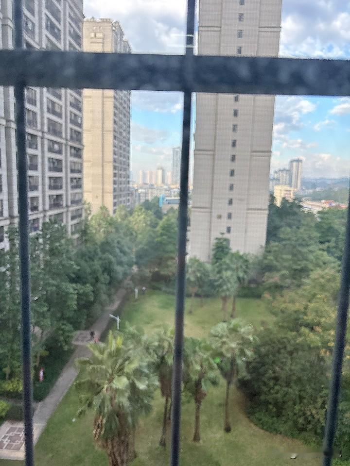 南宁的冬天真的不错
不冷不热，特别适合居住