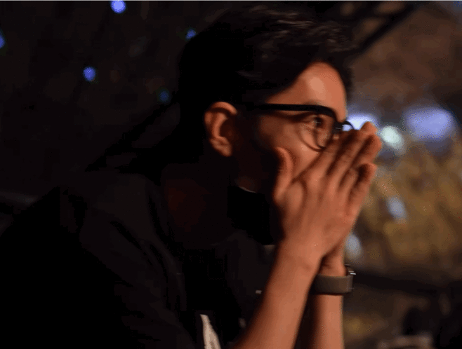 肖战被孙燕姿提到的反应肖战被孙燕姿cue的反应 肖战被孙燕姿cue的反应，天哪看