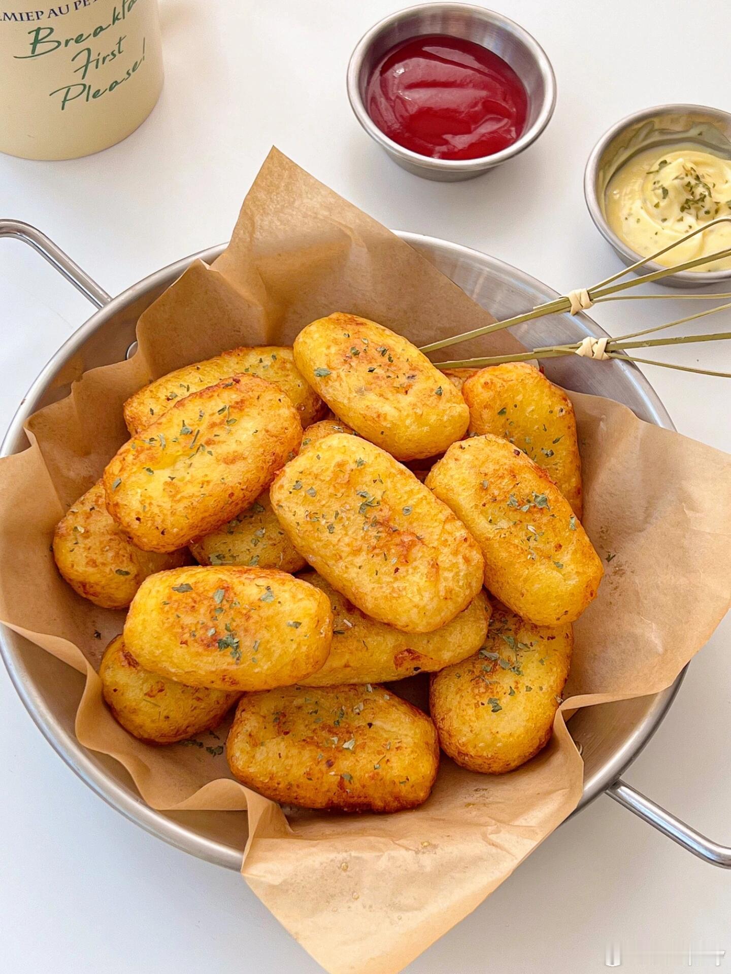 🥔土豆的封神吃法！！这个脆脆薯饼也太绝了如果你的冰箱只剩两个土豆🥔那就来一份