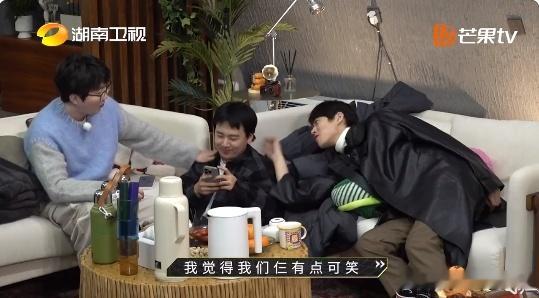 #我们仨吃喝玩乐凑齐了#不得不说，他们三个的东北之旅也是很让人期待的，这个节目真