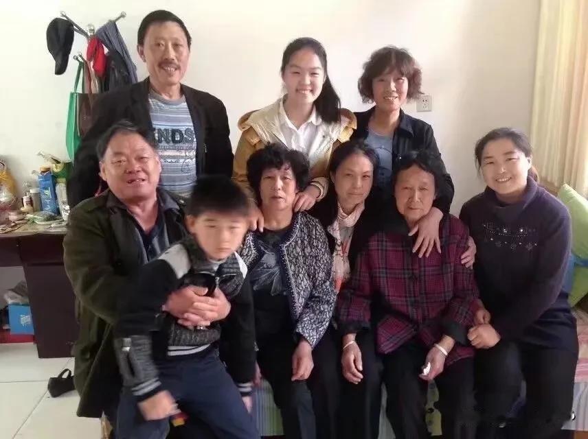年年顺景福星照