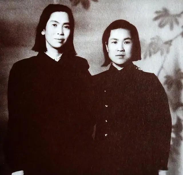 1932年11月，贺子珍在福建长汀生下与毛主席的第二个孩子，取名毛岸红，小名毛毛