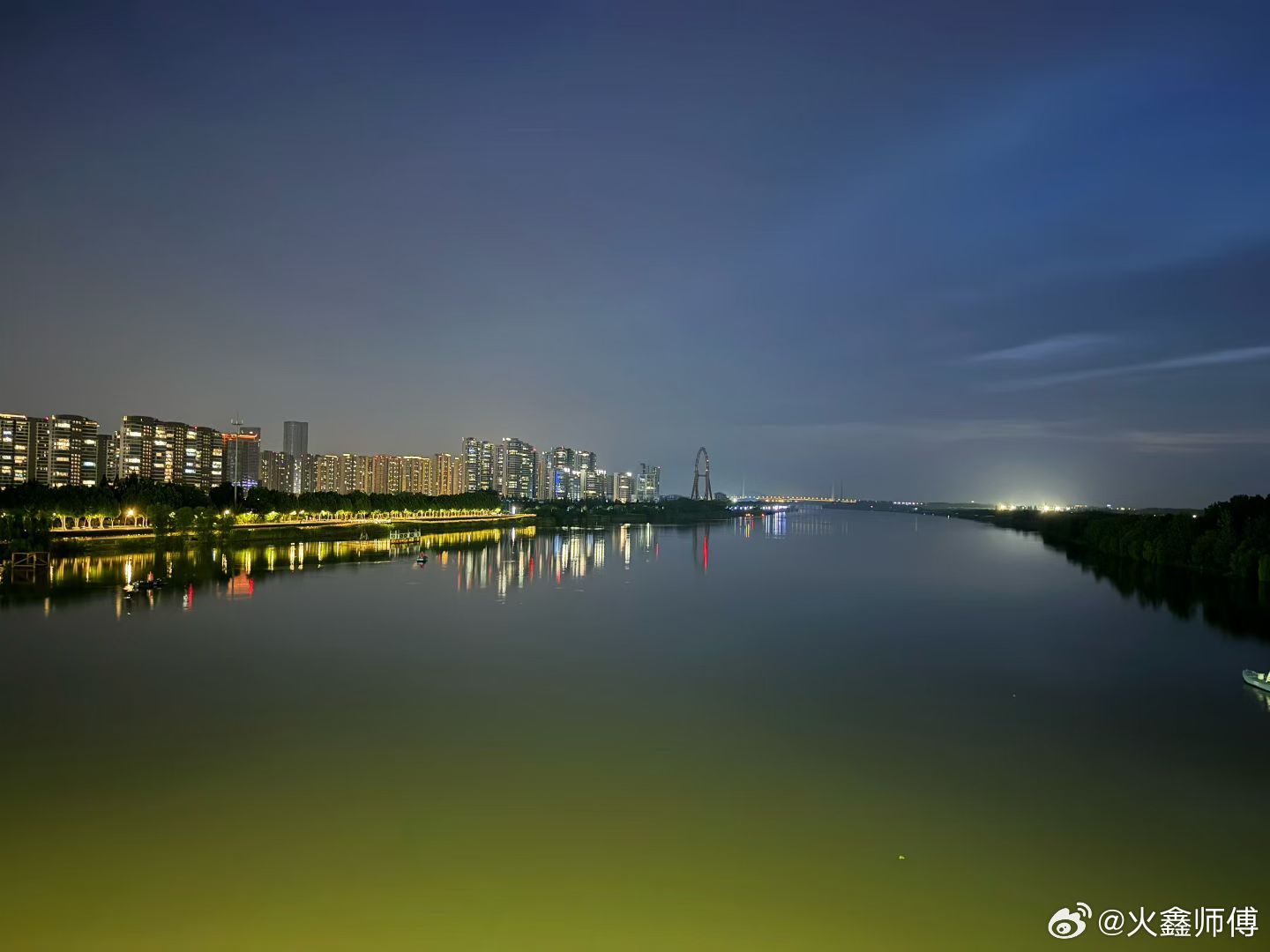 认知 干隆老杂S，还有康麻子今天打开电视某台在放清宫戏？如此有组织的美化，清朝。