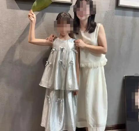 河南邓州，胡女士和二婚带娃的李先生再婚，婚后没几年，两人感情破裂离婚，可李先生的