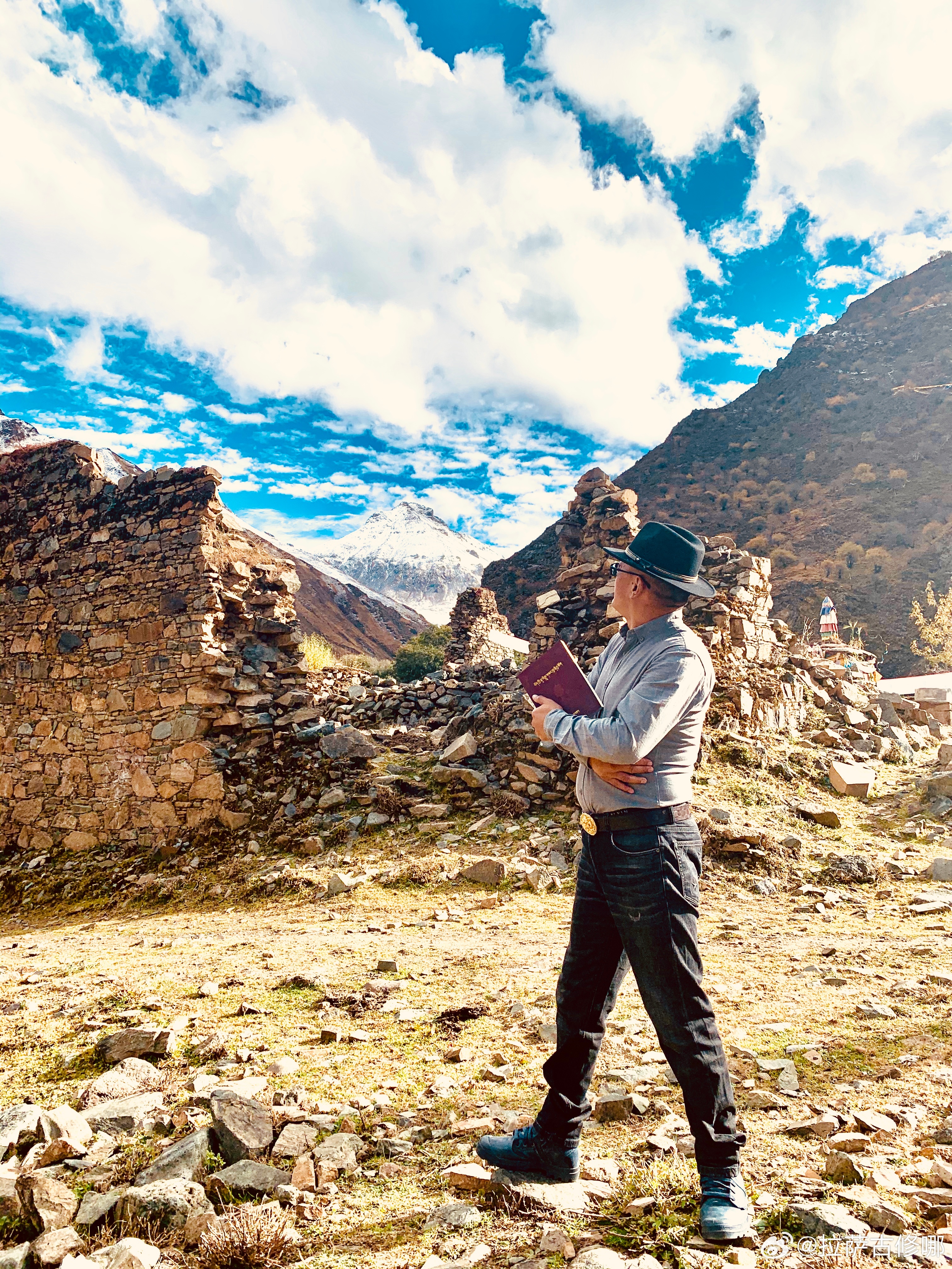 ལོ་རྒྱུས་སྨྲ་བ་ཟེར་བ་དེ་རྫུན་གྱི་ཐོག་ལ་ར