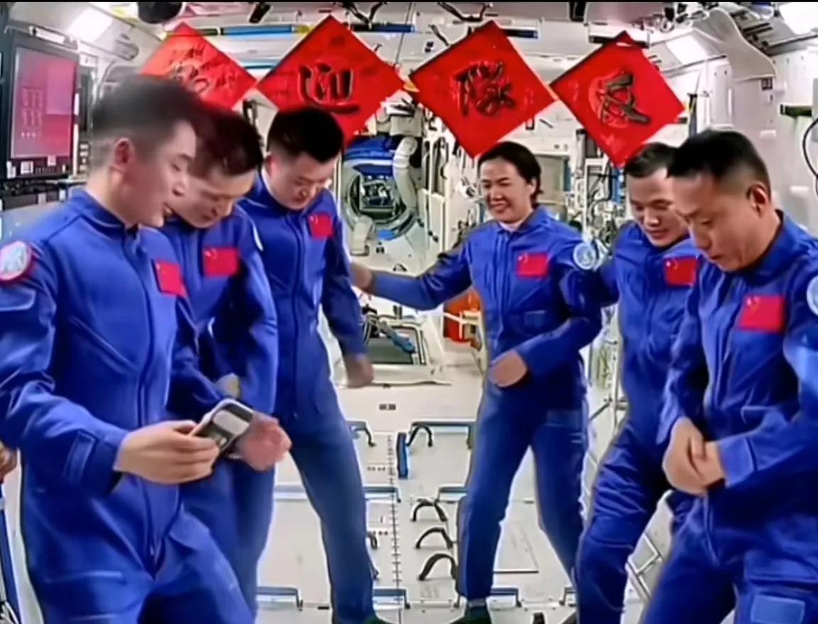 六个航天员，一半河北人！
大家注意到没有，神州十九号和神州十八号胜利会师，其中，