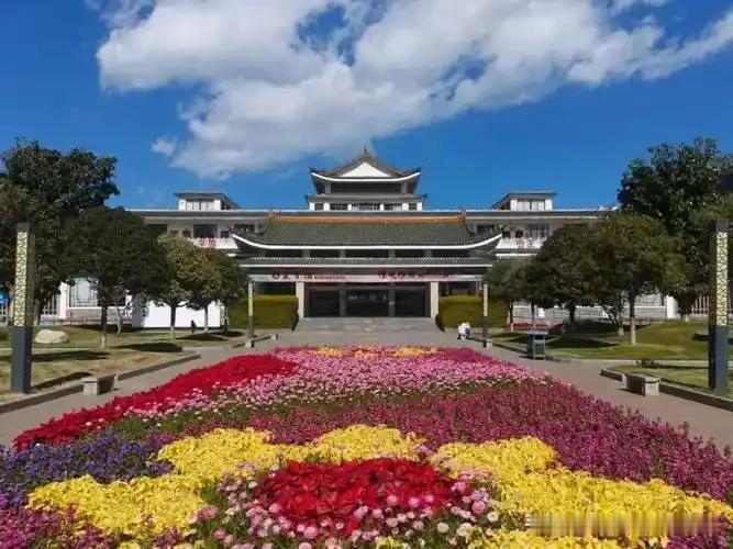 大理网民给州长留言：关于大理州图书馆的一条建议，官方回复了！

大理州图书馆（苍