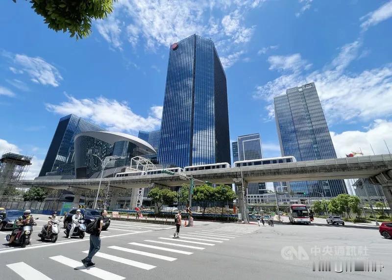 打击赖清德的有效方式
台湾主计部门公布预测，今年台湾的经济增速约为3.94%，比