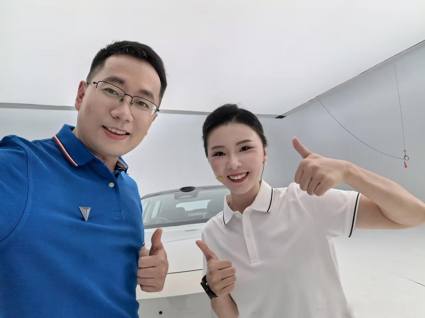 最后一次彩排顺利结束，全新深蓝S05今晚就要正式跟大家见面了，感谢所有朋友的等待