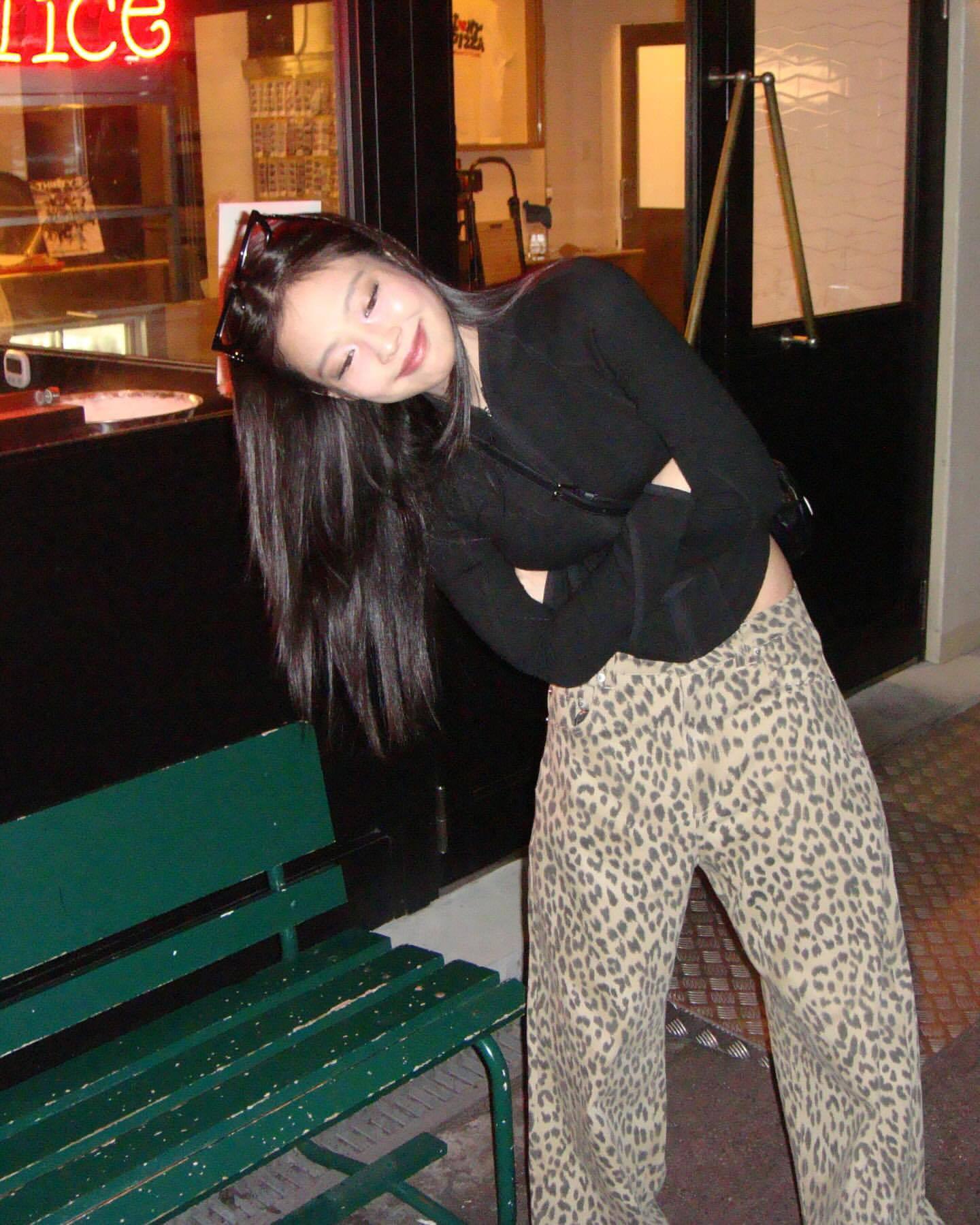 JENNIE🍕🐆[可乐] ​​​