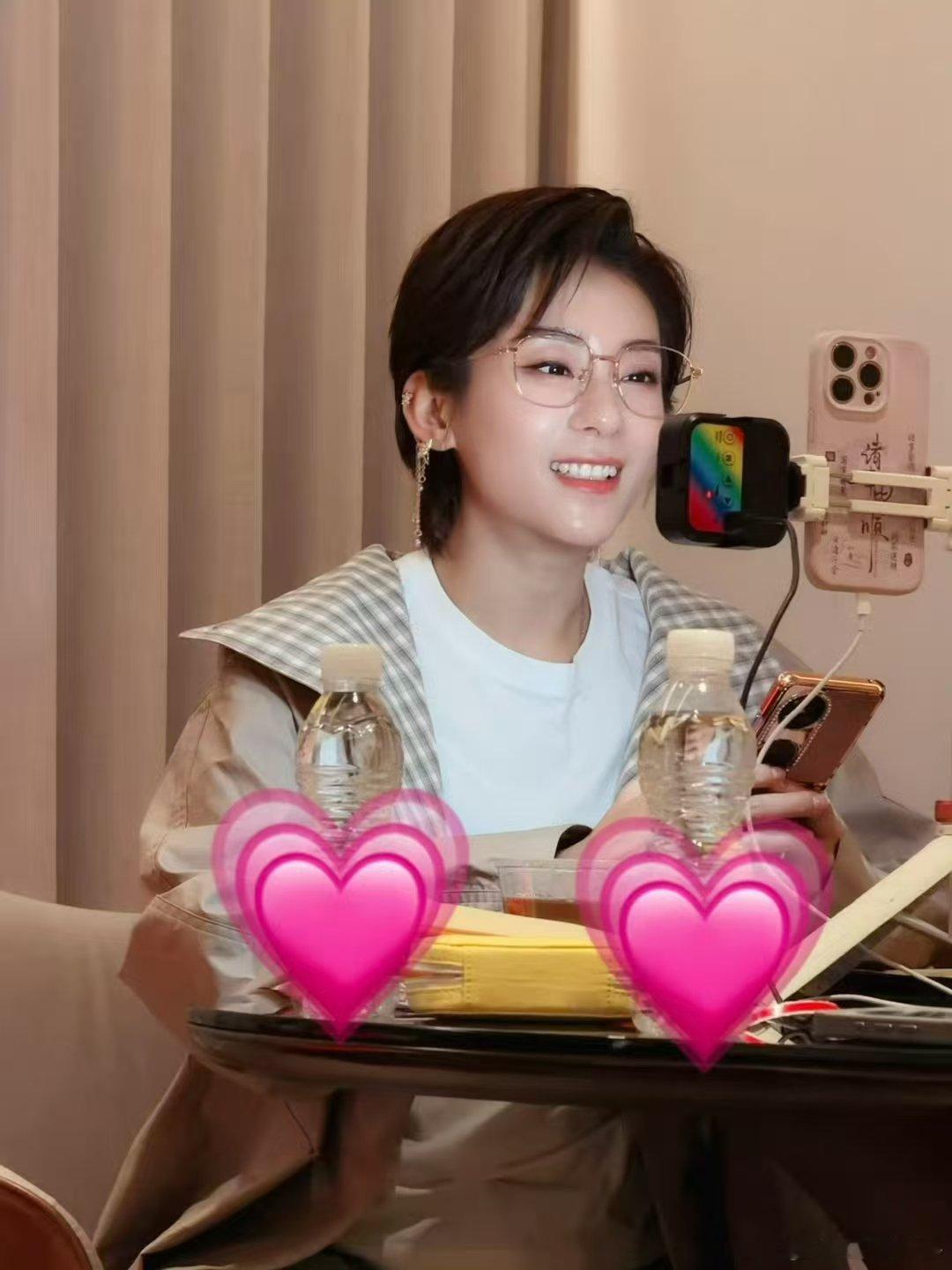 侯宇工作留痕侯宇真的很想继续乘风下去 侯宇工作留痕，小侯宇这个听劝 训练室也请多