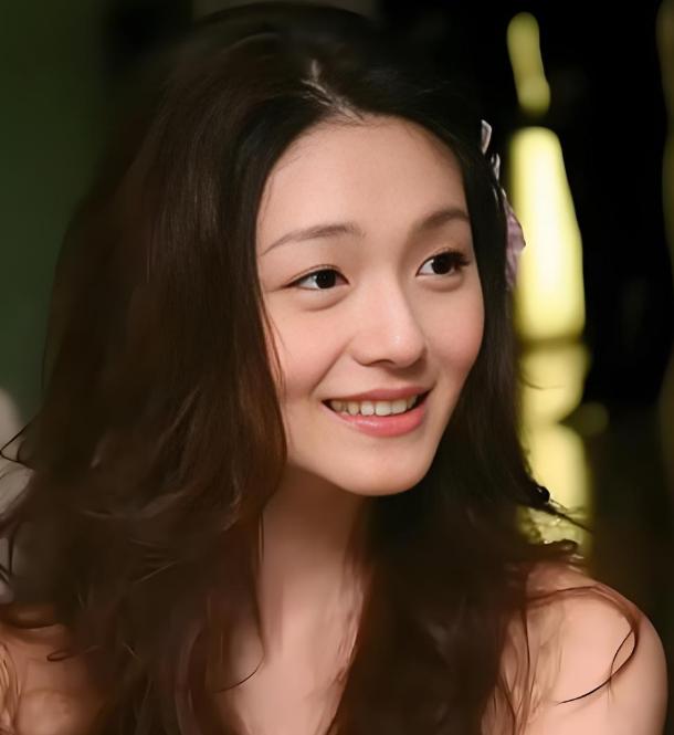 具俊晔，彻底翻车了！

原来他一年来雷打不动扫墓、打造并揭幕雕像，全是韩国 KB