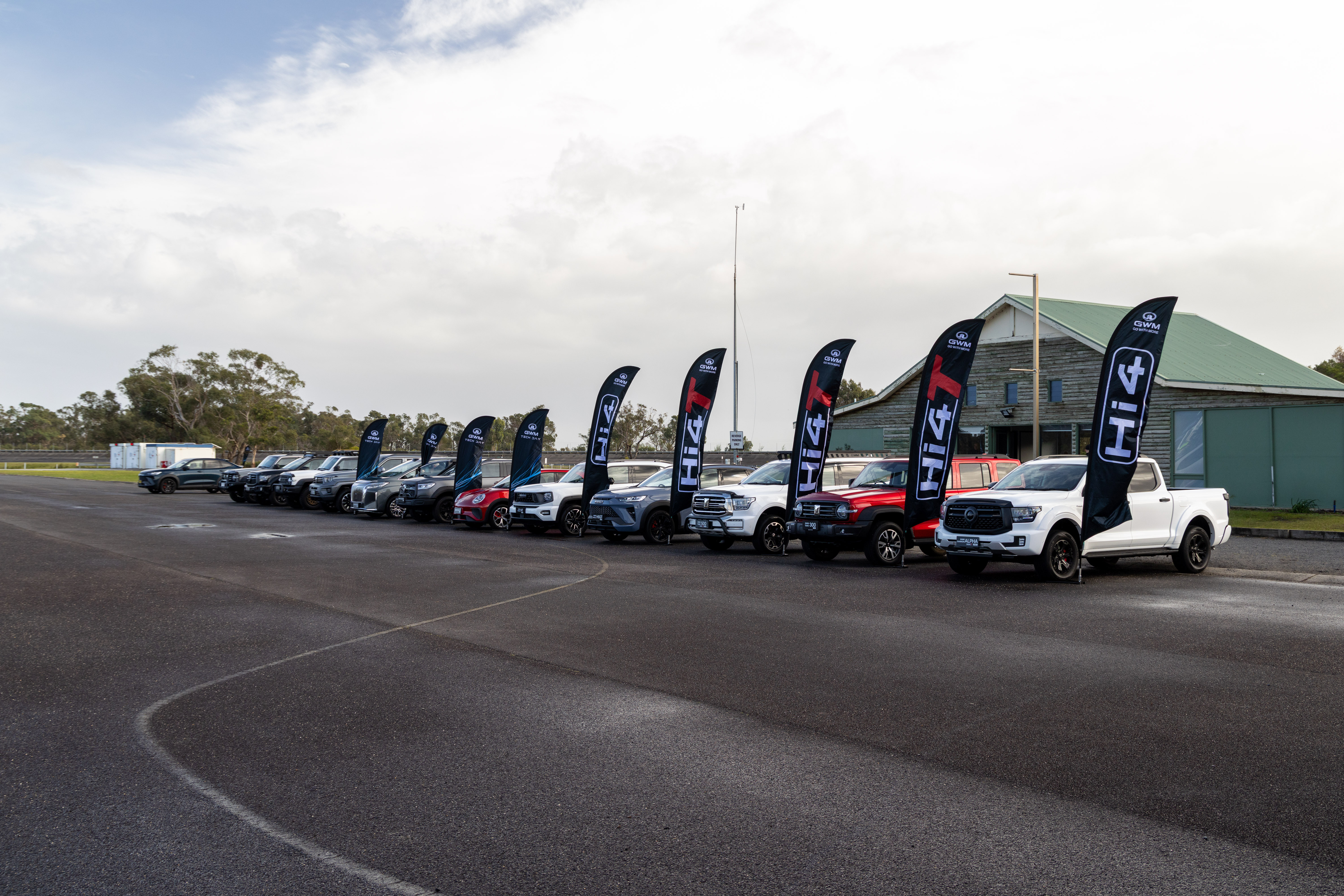 提到硬核技术，我脑海里最先出现的就是长城汽车，尤其是在混动越野这块，真的可以说是