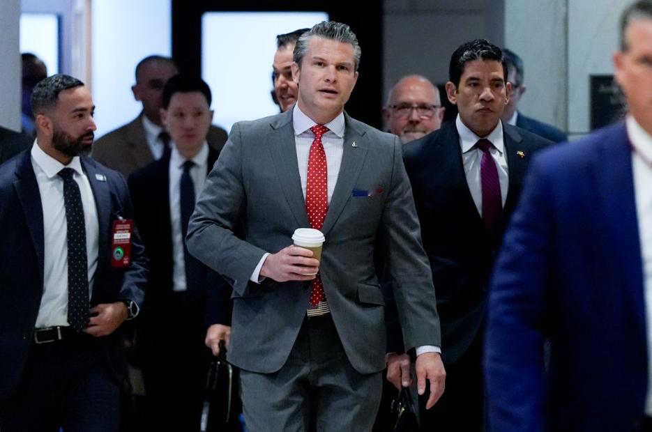 加勒比缉毒行动引争议！美防长拒曝绝密视频，特朗普政府政策遭炮轰
 
路透社12月