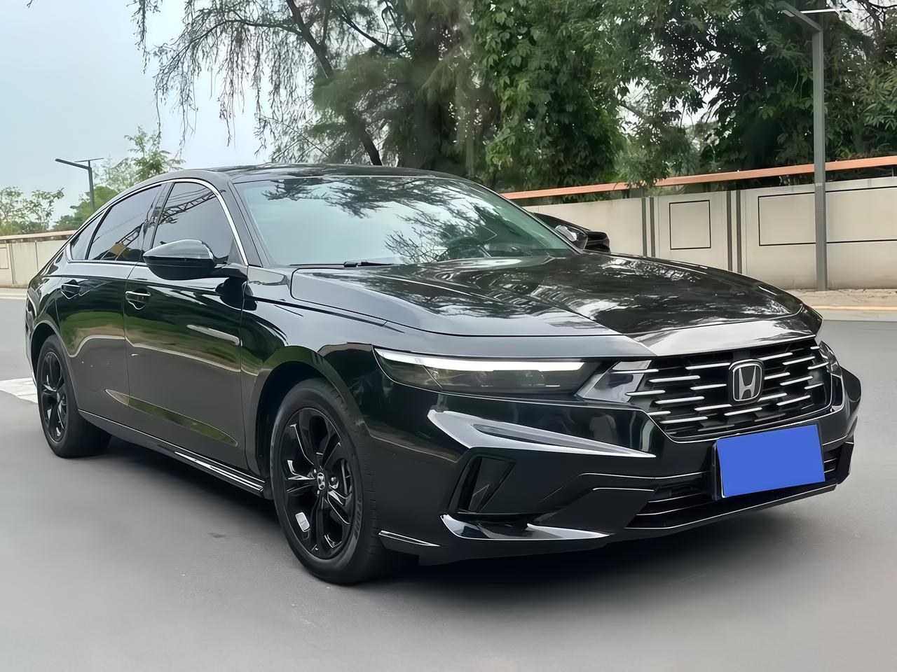 10—15万预算，二手家用轿车怎么选？雅阁、凯美瑞、天籁别闭眼挑。
10—15万