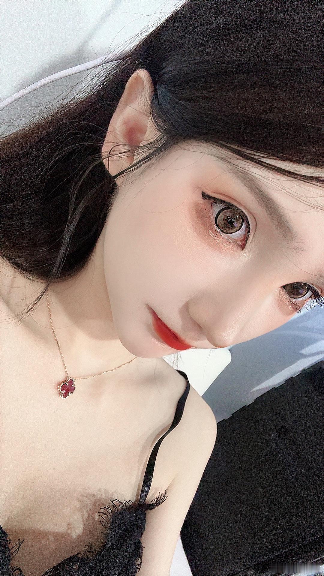 出现👀 ​​​