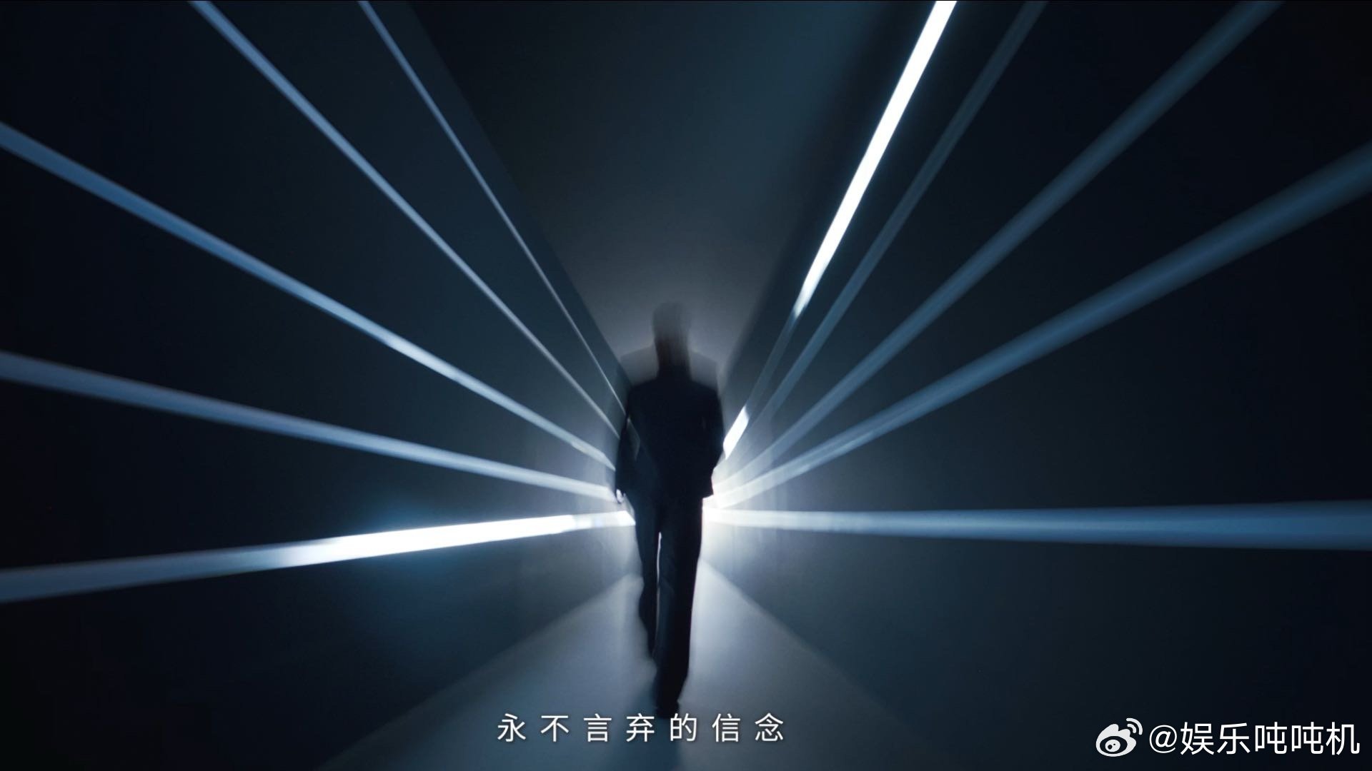 蔡徐坤rideordie新MV 金发+眼镜+西装三连暴击！这扑面而来的禁欲Dad