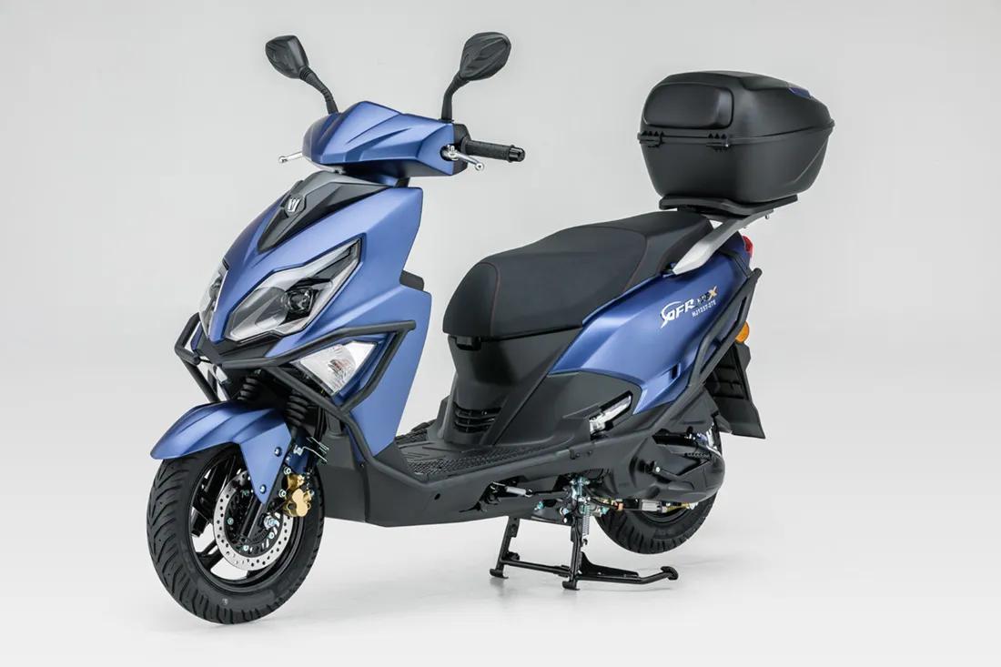 想了半天，还是推荐豪爵AFR125S版本吧。首先，豪爵的做工用料还是不错的，至少