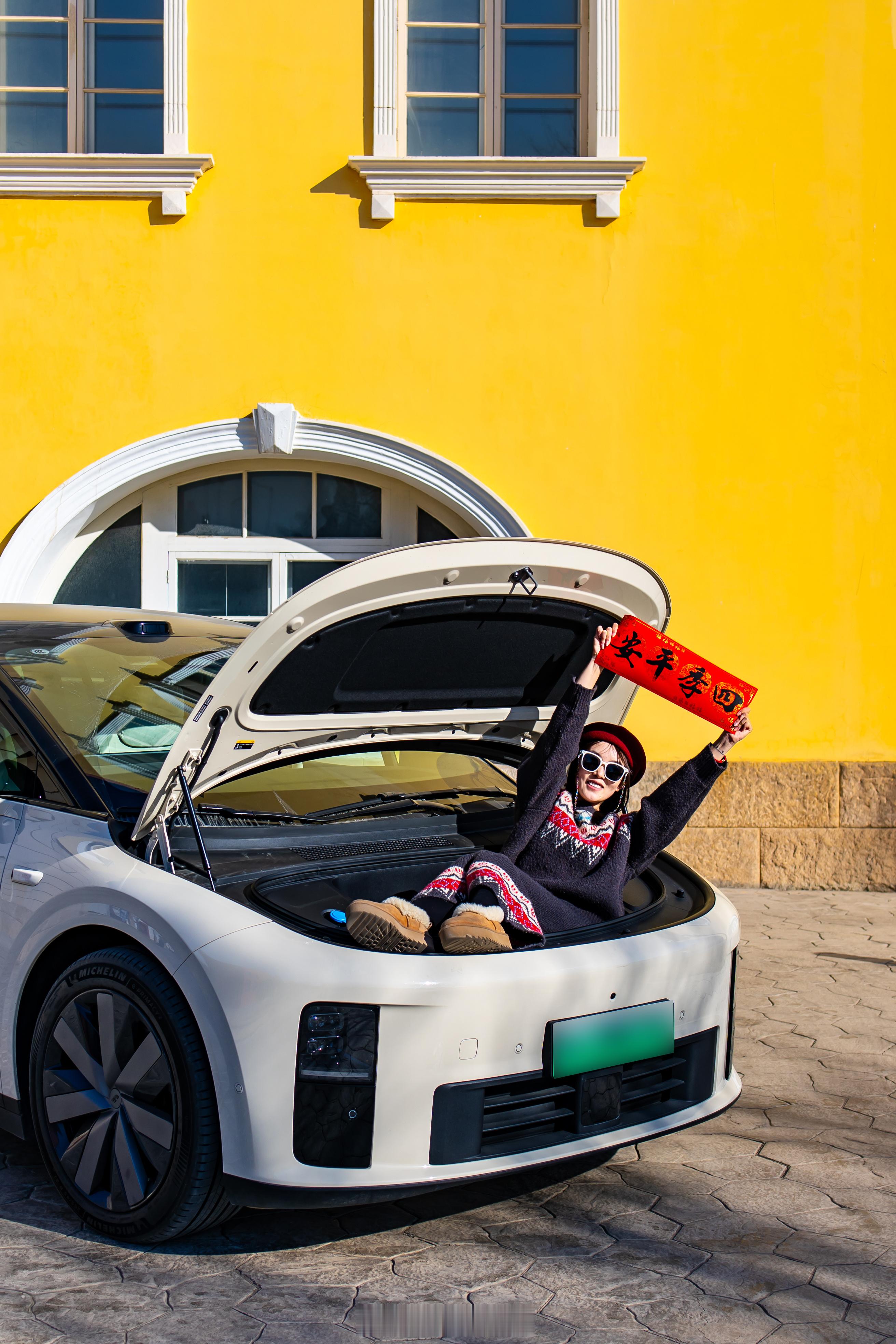 🎉恭喜理想i6解锁新成就——第10万台下线！🔈关注+ 转发，抽1位送Li 定