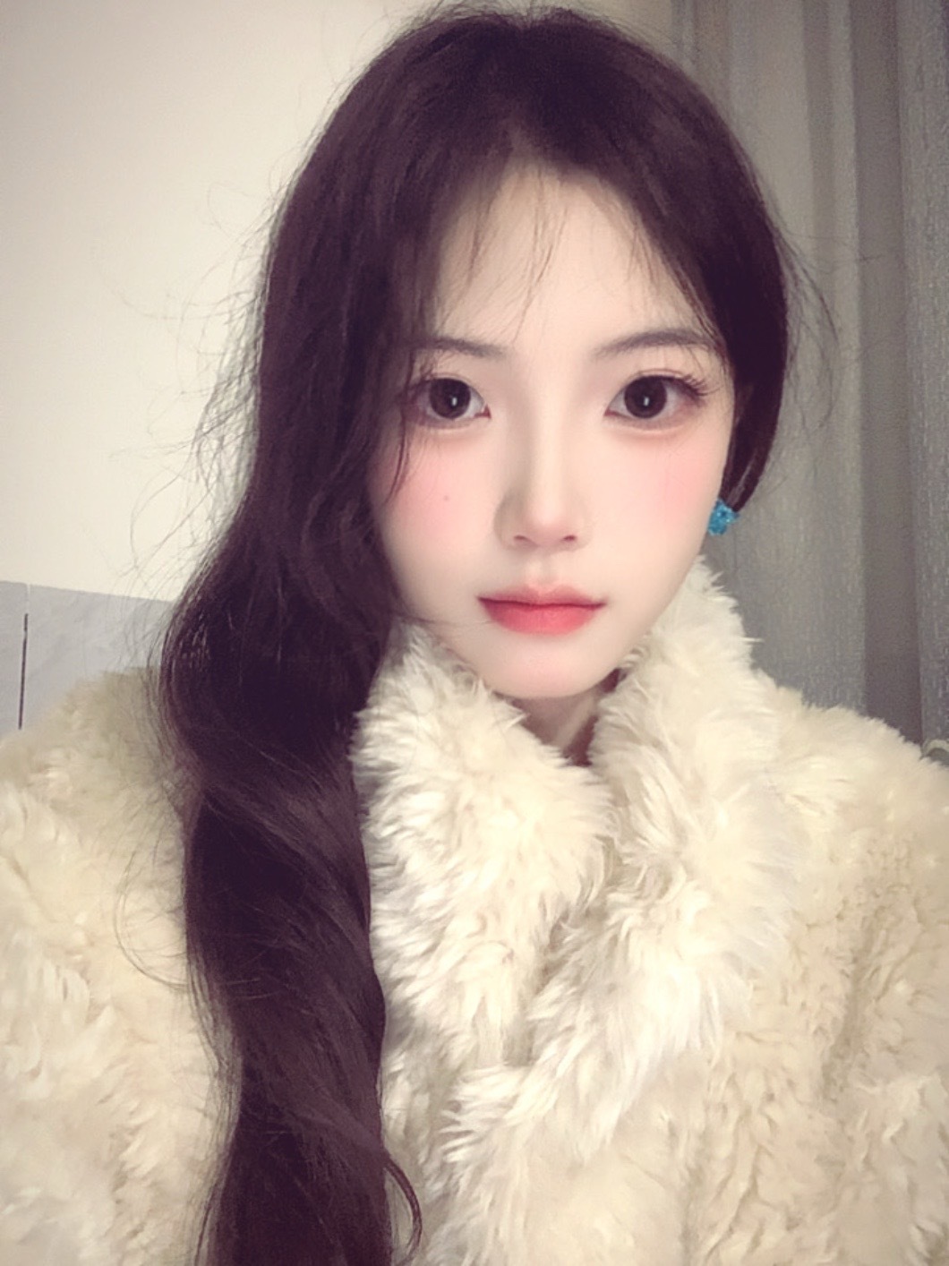 研究了一天的古早感妆造❛˓◞˂̵✧ 