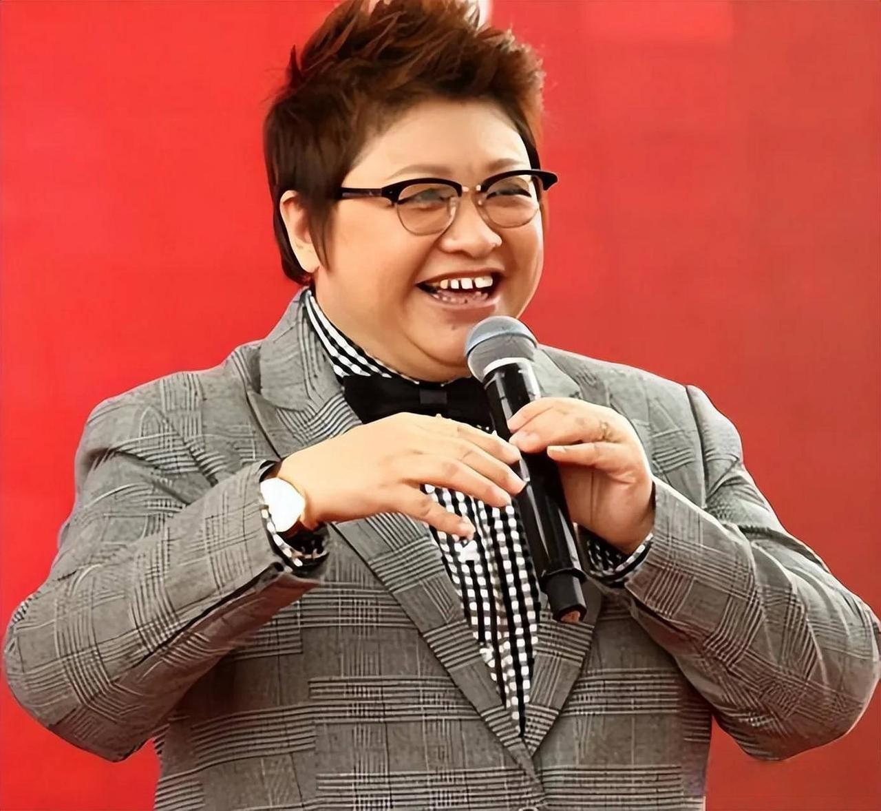 韩红再次“惹事”！记者曝其没有购买《天路》版权
网上所谓的10万元版权费根本不存