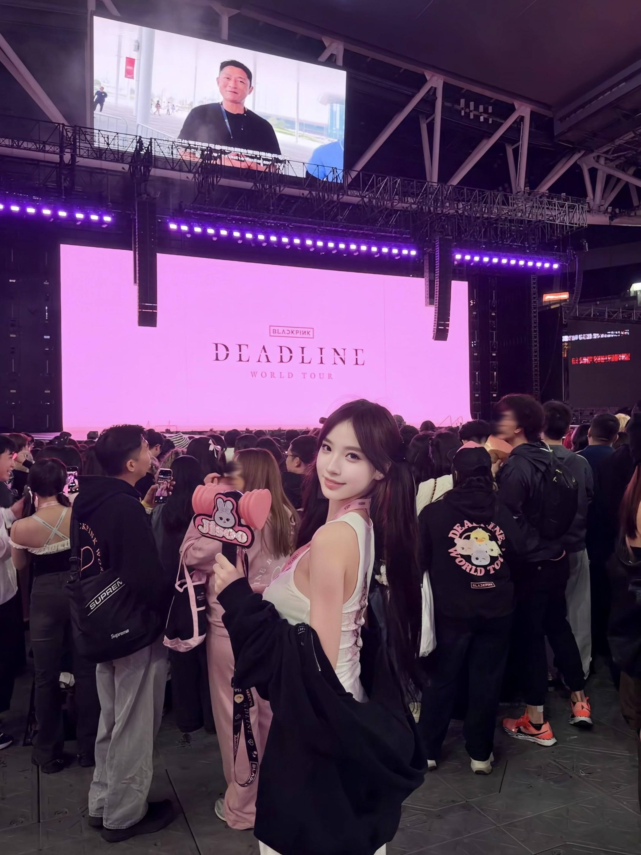 Blackpink in my area 努力工作的意义，就是可以去想...