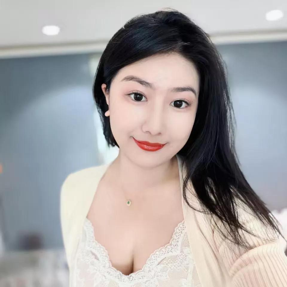 温柔甜美的气质，穿搭指南温柔大方的穿搭 温柔女神范穿搭 温柔风穿搭示范 温柔气质