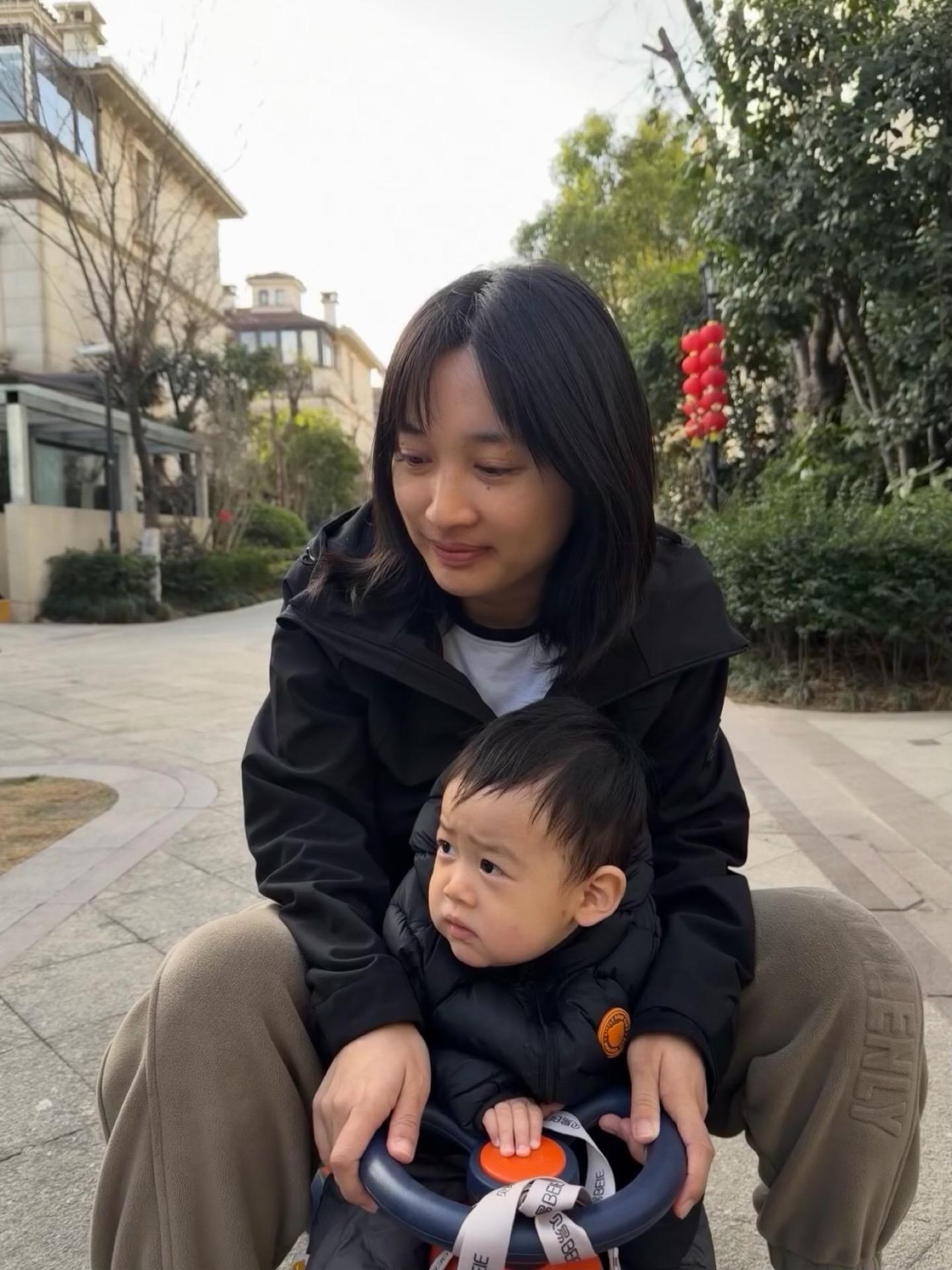 20岁：我一定要当家喻户晓的大明星，我一定要闯出一番天地。 30岁：其...