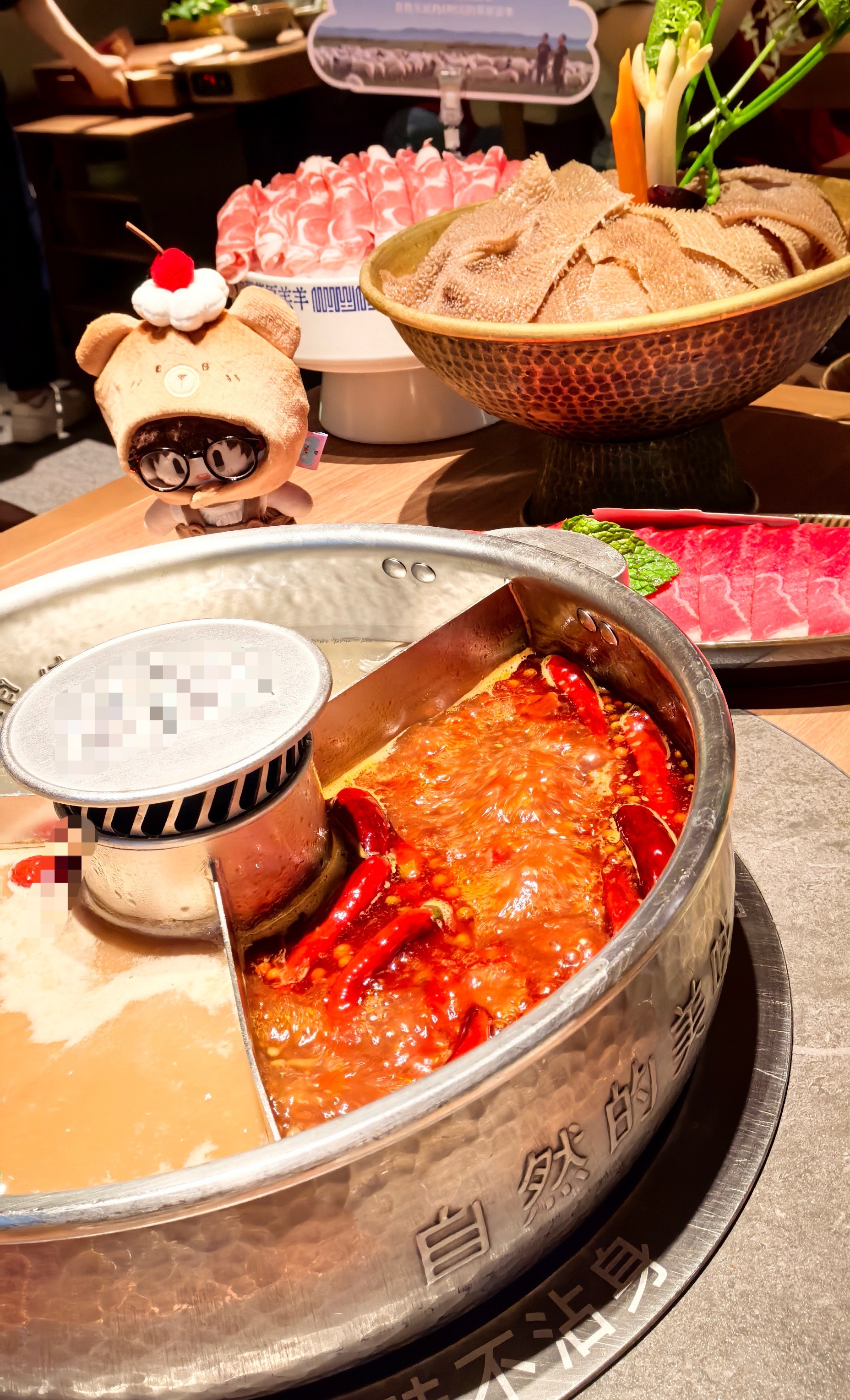 祝自己生日快乐~和爸爸麻麻小蛙纱剪小朋友共进晚餐！ 今年特意没准备生日蛋糕~给纱