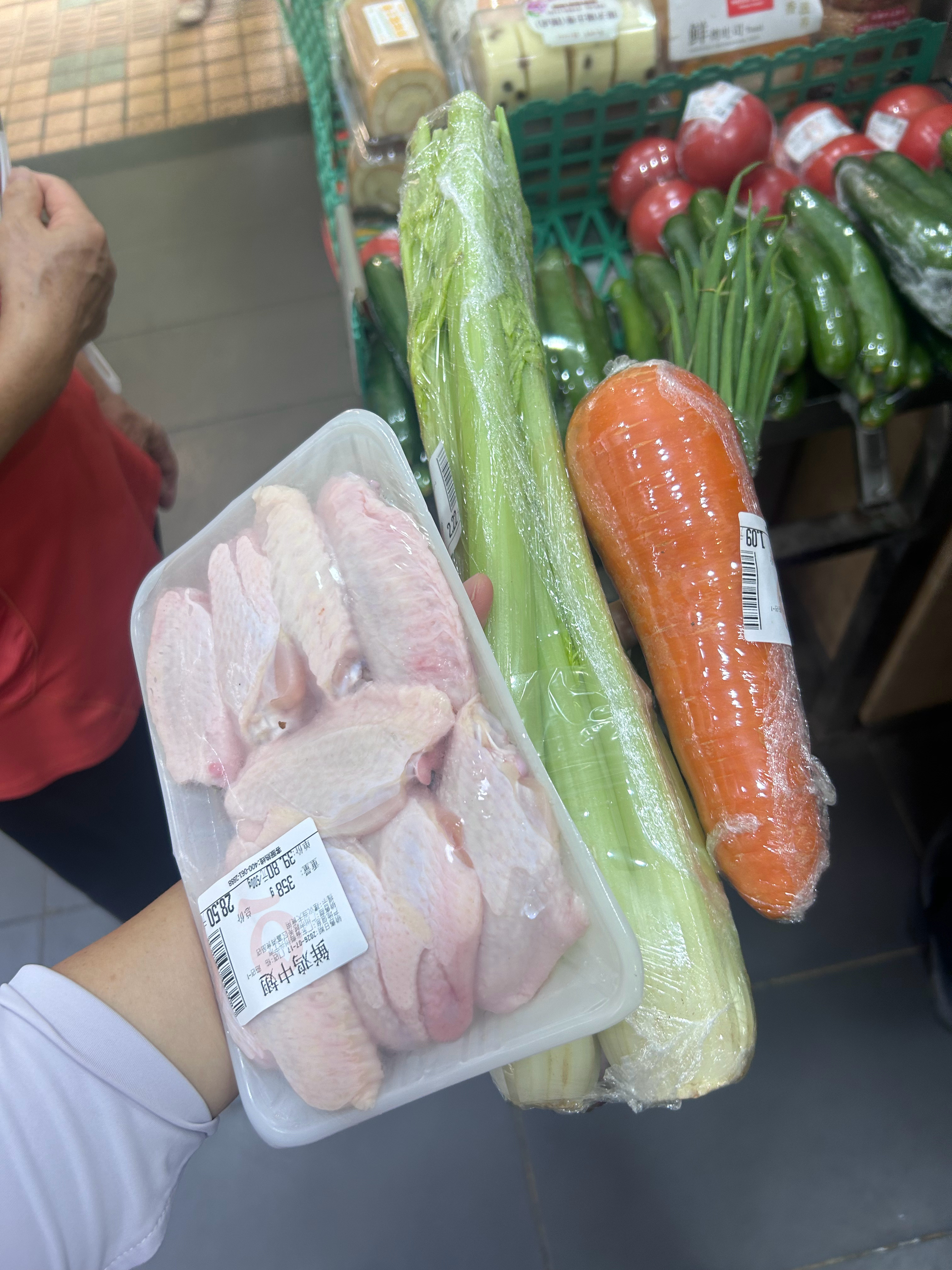 进入另一阶段人生：我、竟然、去、买菜了 