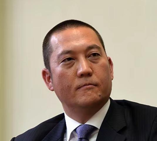 谁能想到，在 台湾省 桃园市慈湖“悬空”停放了整整51年的两口实木铜棺，竟在4月