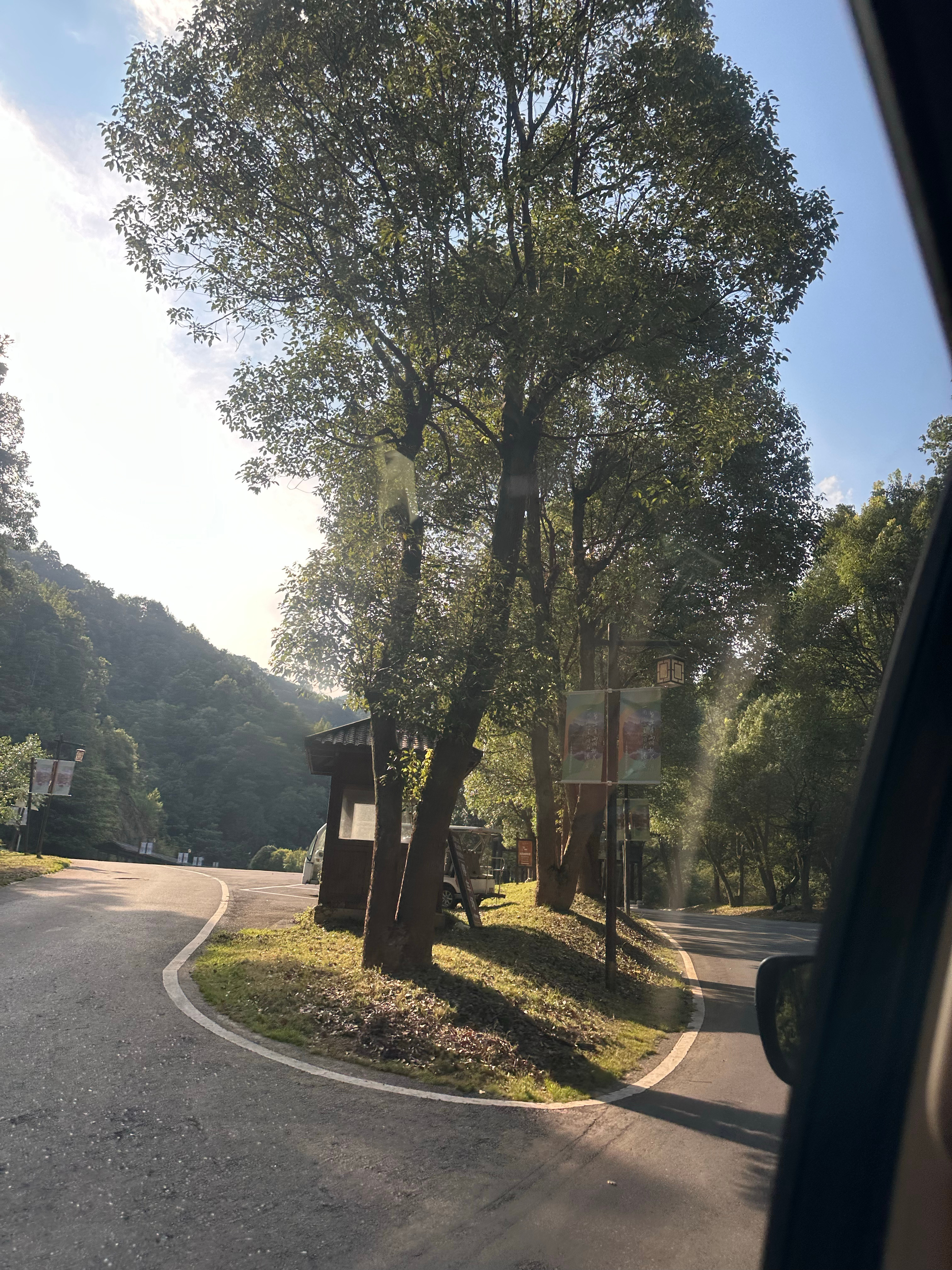 今天在外面玩了一天，晒得雀黑 宜春·汤里文化旅游度假区