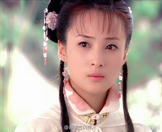 蒋勤勤蒋勤勤这股子通透劲儿太难得！从不在意外界念叨的少女感，也不藏着身上的烟火气