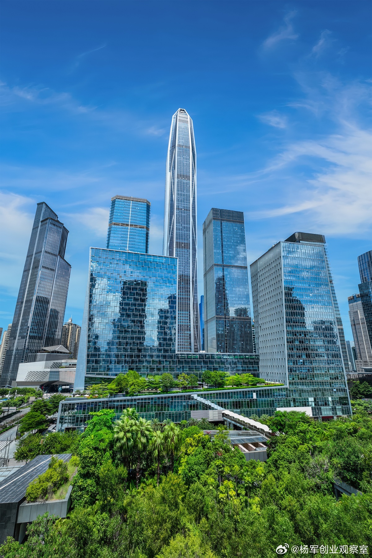 商业模式是一套可拆解、可优化、可自检的操作系统。掌握其六大关键要素，就掌握了企业