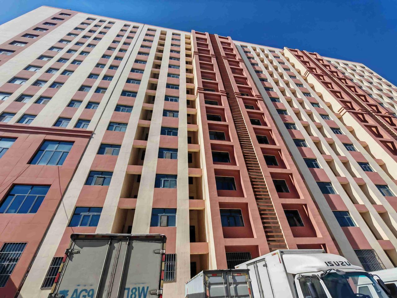 我的今日状态：😁轻松愉快
我这里的天气：☀️晴天
今天的天气又是一个大晴天，我