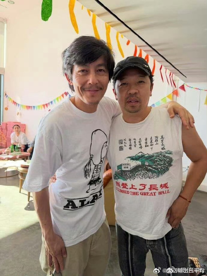 陈冠希怎么老成这样了男明星最后都变成了本山大叔女明星最后都变成了蔡明老师果然不是