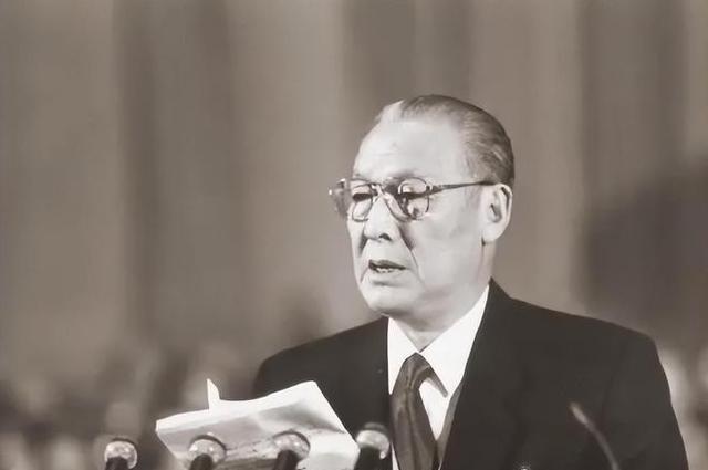 1983年严打，用2个字概括起来，足以说明一切！一是狠，只要上线就处决，没商量。
