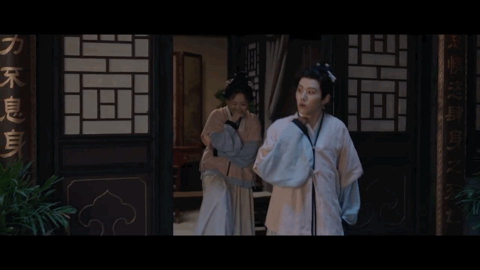 女装少爷和他的拉磨娇妻 疯狂嗑这对！什么都嗑才营养均衡，他俩互动甜得我嘴角上扬！