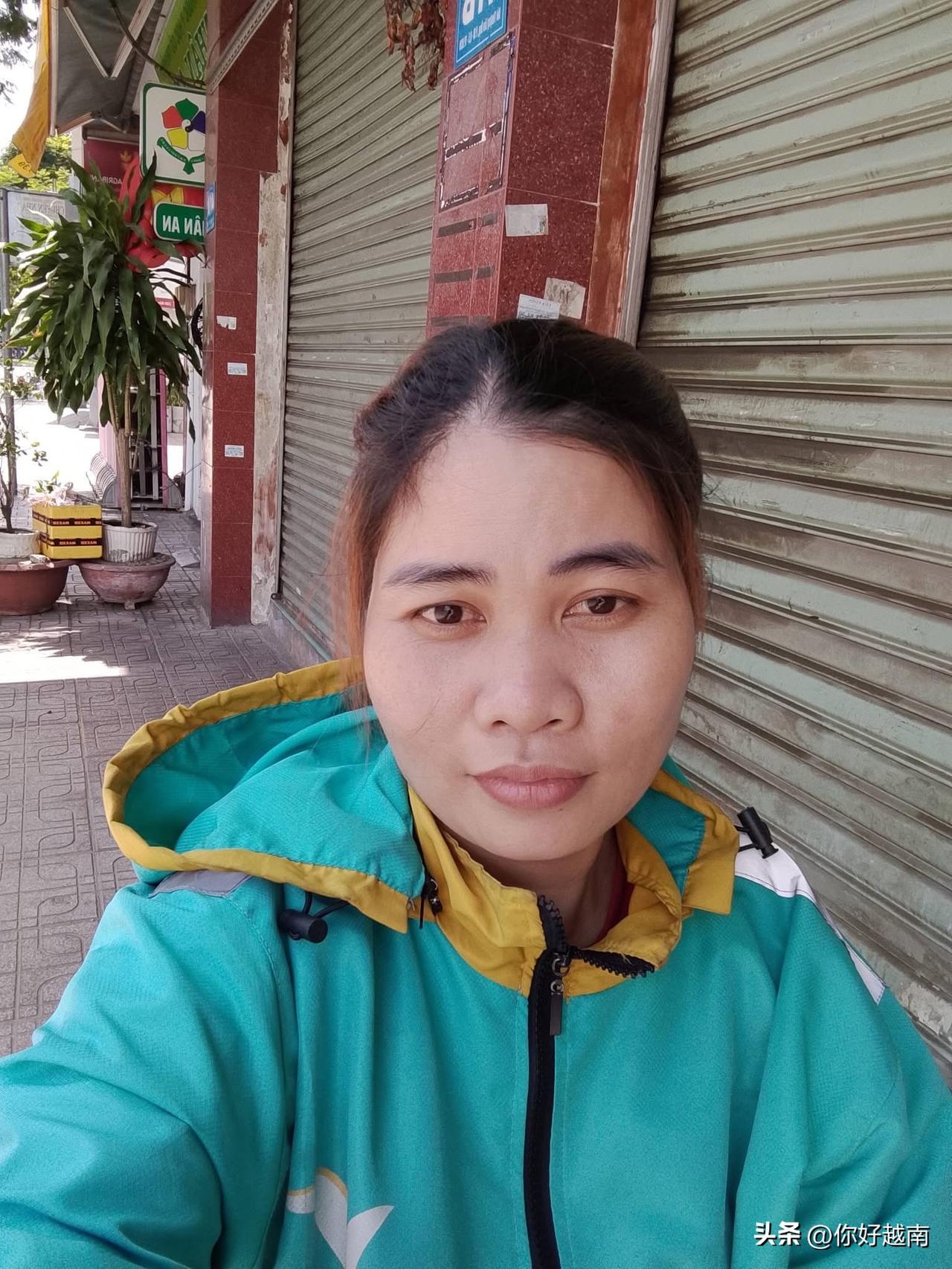 越南摩的女司机一天跑9个小时能挣多少钱？