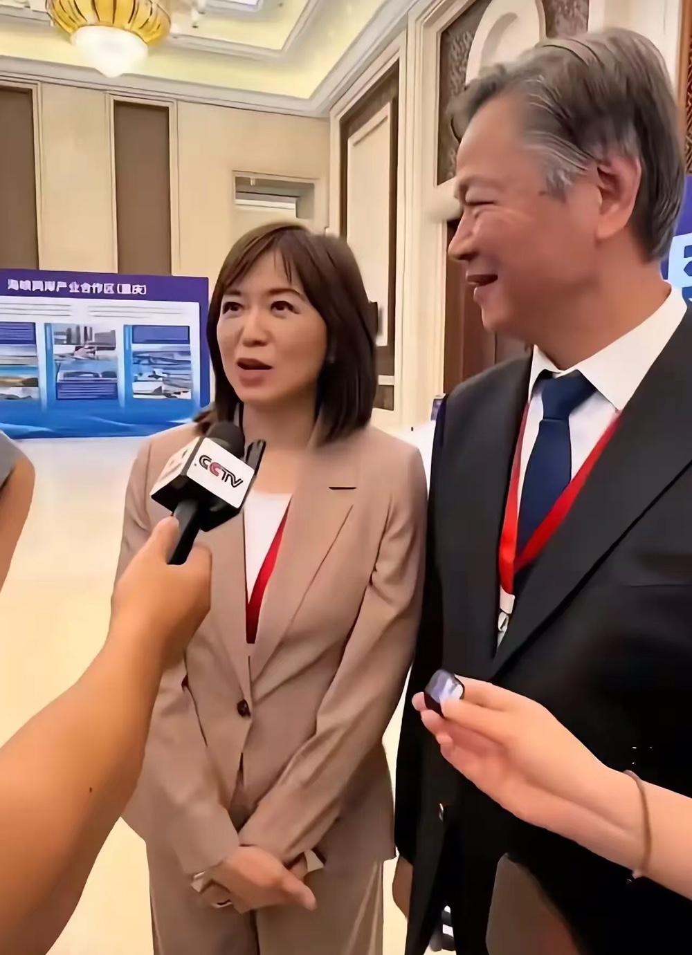 又一个让人唏嘘的消息！

继赖岳谦通告被全部取消、不再上中天之后，周玉琴也发文确