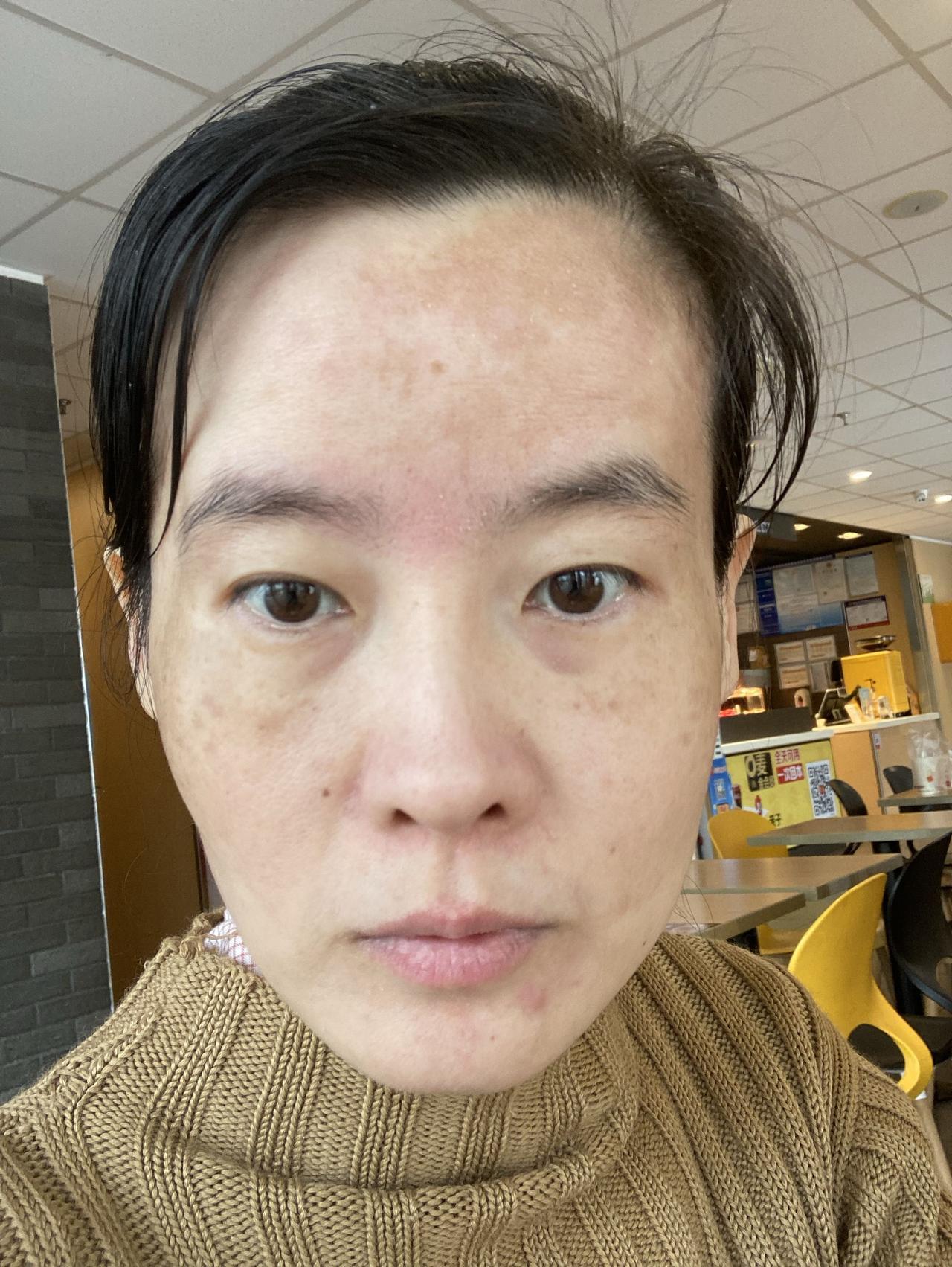 贫困的我这件毛衣从17岁穿到了39岁，还在穿，还是亲戚从北方邮寄来的，是那时候都