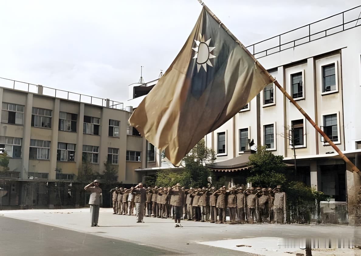 1945年9月8日，一个历史性的时刻在日本大阪上演，随着中国占领军总部的庄严宣告