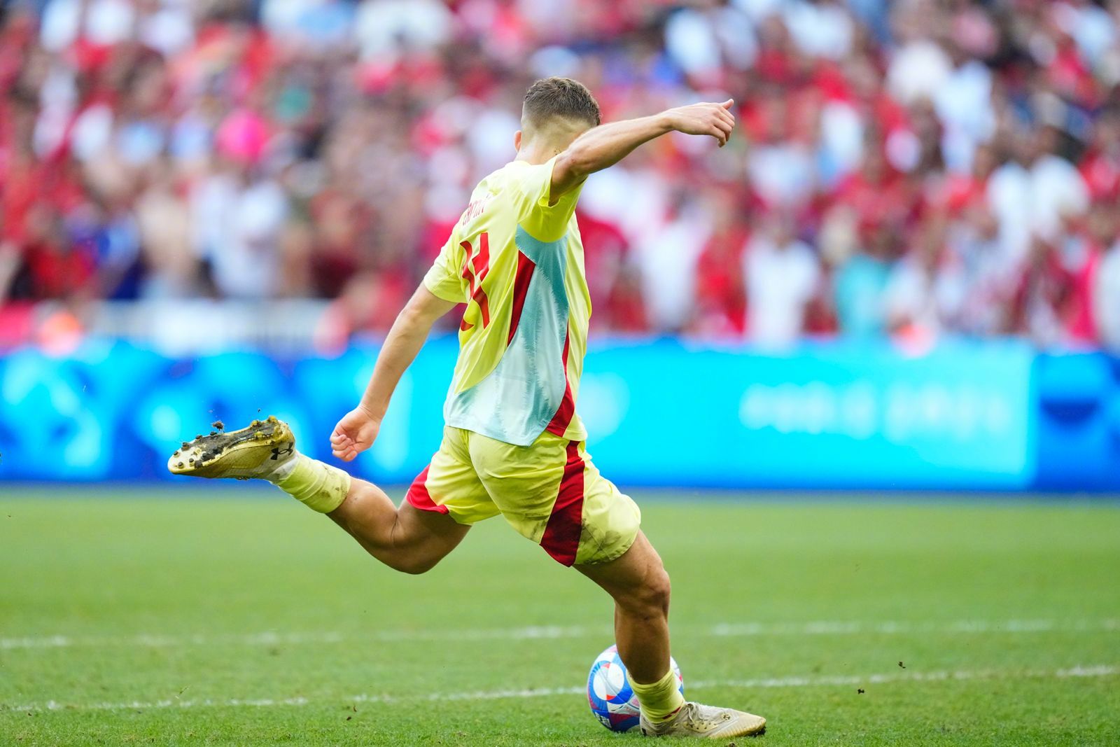 费尔明再次为西班牙国家队立功！#奥运男足##巴黎奥运会##西班牙闯进奥运男足决赛