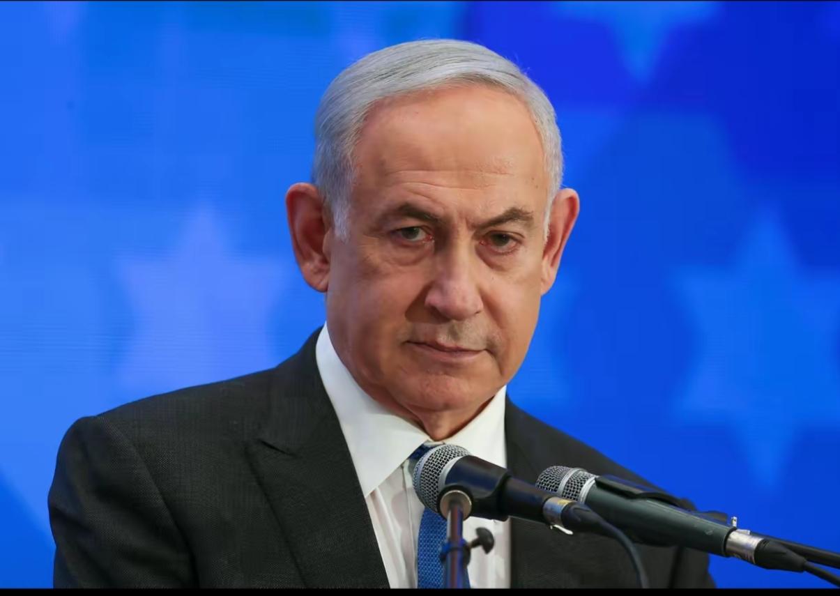 以色列总理内塔尼亚胡自曝患癌，但已“接受了针对性的治疗，彻底解决了问题”。
  