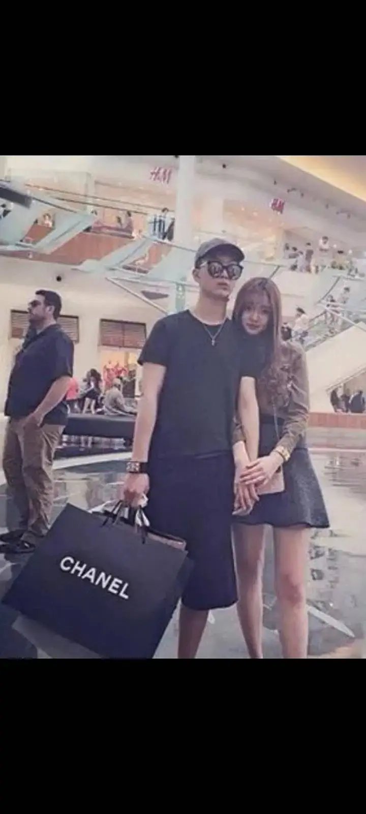 范丞丞这该不会是一个人吧 ​​​