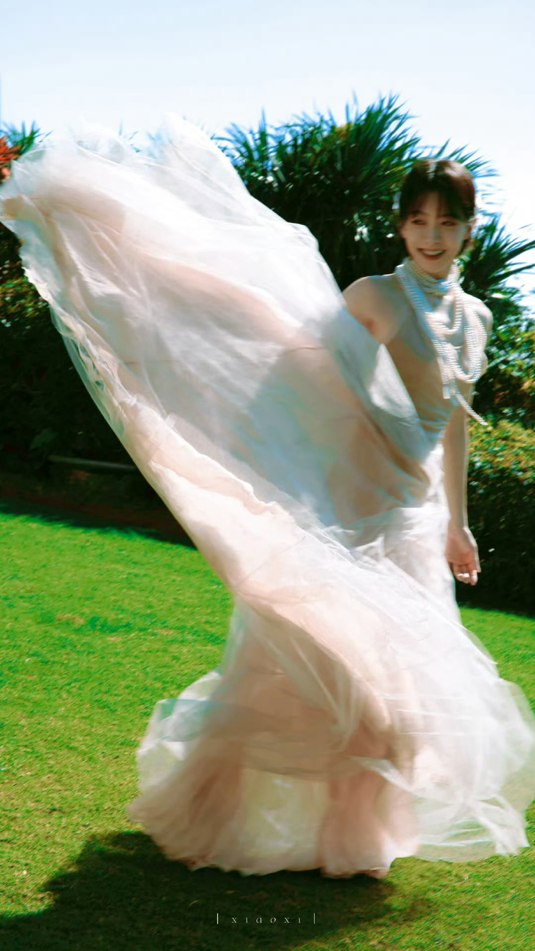 宋茜Julien Fournié 2021秋冬高级定制 ，今天的第二套高定，仙女