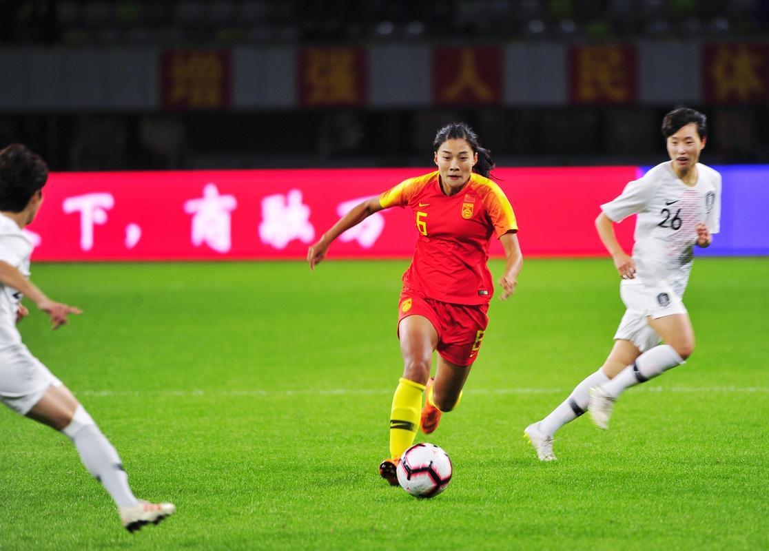 对于中国女足选主教练，谁说了算？中国女足连败，谁的责任大？
足协副主席孙雯负责分