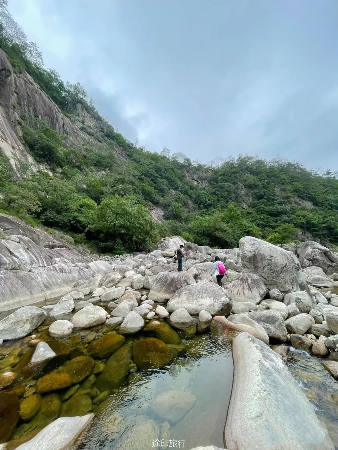 国庆上海出发登顶大别山，穿越龙井峡