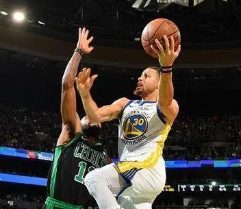 北京时间3月4日4：30，NBA常规赛勇士队客场挑战东部第一凯尔特人！


勇士